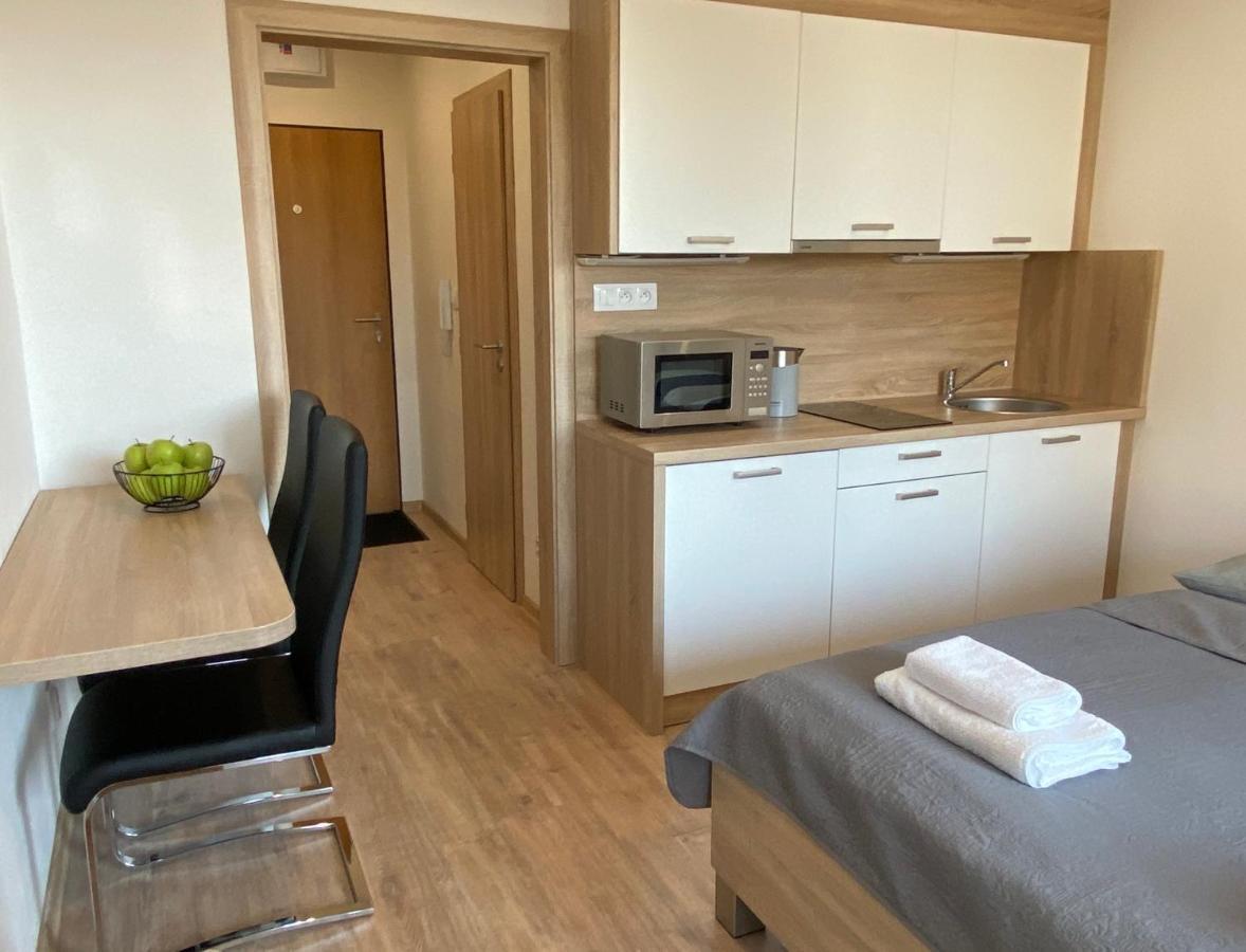 Apartment Попрад Екстер'єр фото